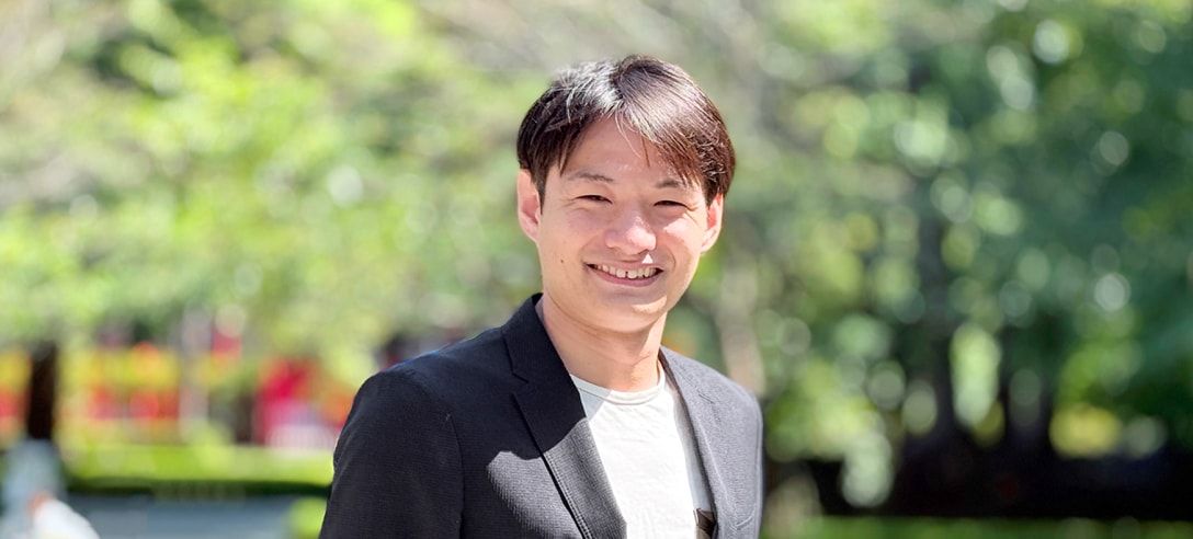 新谷 健